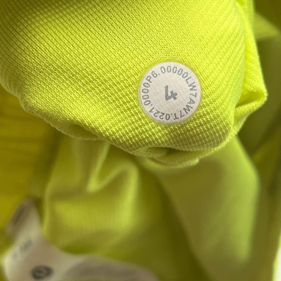 Lululemon Hotty Hot High-Rise Short 4"
Highlight Yellow - Picture 8 of 8